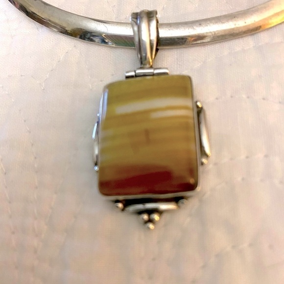 Jewelry - Agate and sterling pendant/ CLOSEOUT